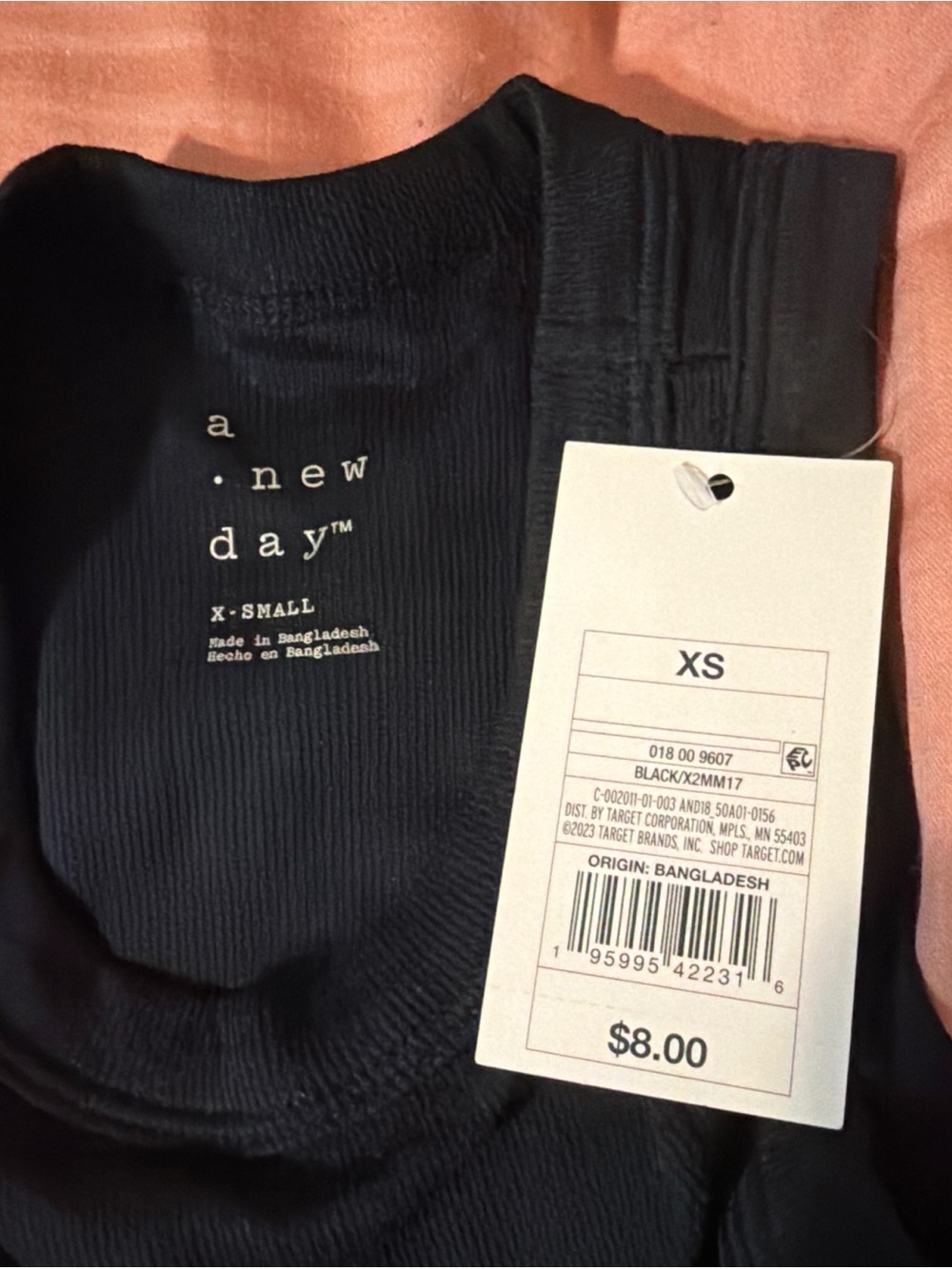 a new day Black Ribbed Tank Top XS - Crew Neck